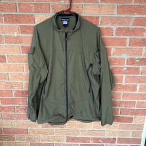 Patagonia L Men’s Olive Green Zip up Jacket EUC